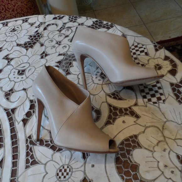 Prada Nude Lamb Leather Peep Toe Ankle Boots Size 37B - Picture 10 of 16